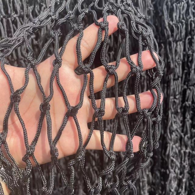 Nylon/Polyester knot